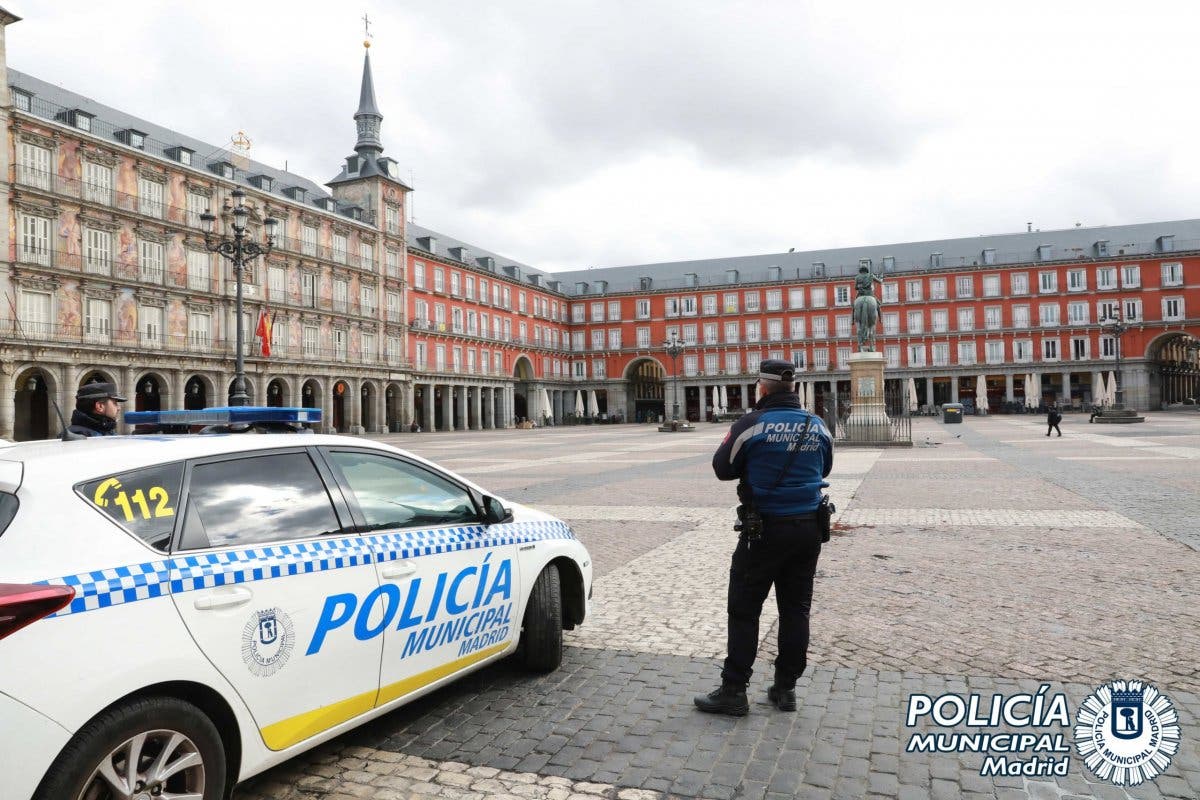 Cinco detenidos y 451 multas por no cumplir el estado de alarma en Madrid