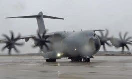 Aterriza en Torrejón un avión militar con un millón de test de coronavirus