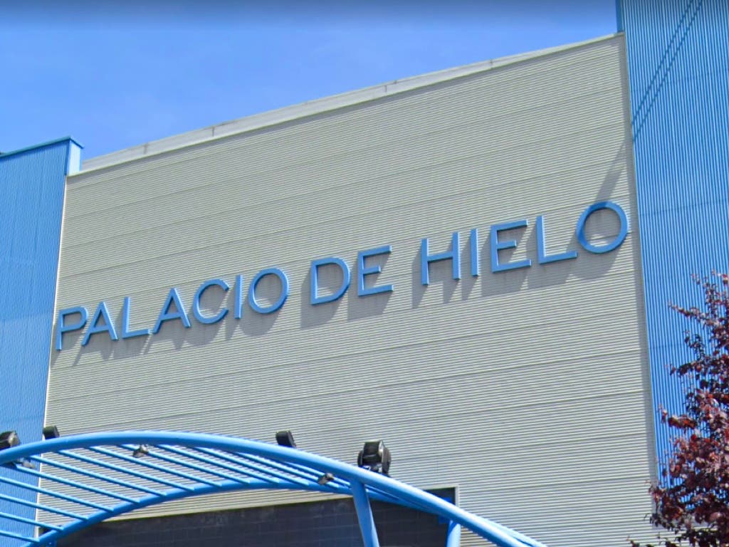 Madrid usa el Palacio de Hielo como morgue tras registrar un muerto cada 6 minutos