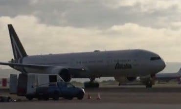 Aterriza en Madrid un quinto avión de Ayuso con material sanitario