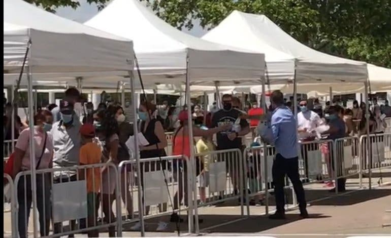 El aplaudido gesto del alcalde de Torrejón de Ardoz durante la realización de test