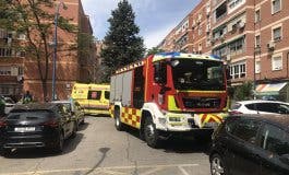 Una mujer sufre graves quemaduras al arder un colchón en una vivienda de Leganés