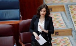 Ayuso culpa a la izquierda de las colas del hambre: «Se multiplican cuando gobiernan»