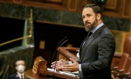 Abascal desafía a Iglesias y culpa al Gobierno de provocar miles de muertos