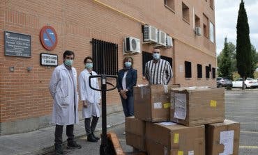 El hospital de Alcalá de Henares recibe 18 respiradores donados por ciudadanos de Wuhan