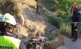 Un quad cae por un terraplén a una balsa de agua en Fuentidueña de Tajo