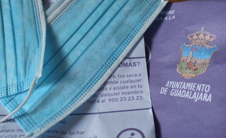 Guadalajara reparte más mascarillas, esta vez a familias numerosas y personas vulnerables