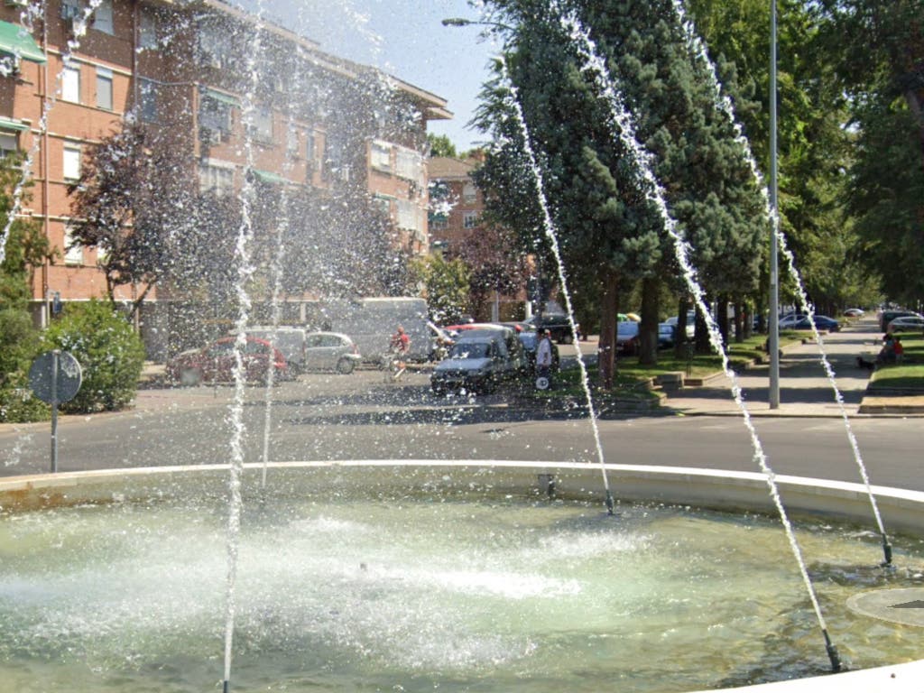 Tiros al aire y un hombre encañonado en Alcalá de Henares para robarle el coche