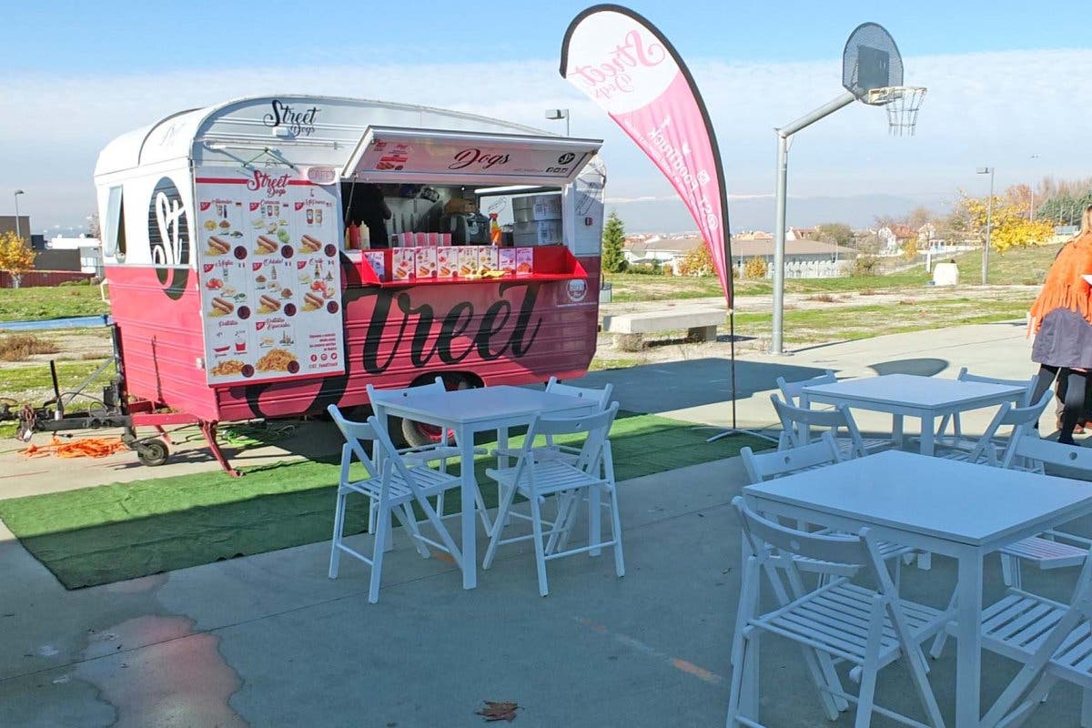 Paracuellos cederá a sus hosteleros dos food trucks en el Recinto Ferial este verano