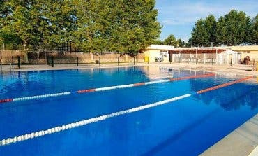 Nuevo Baztán no abrirá su piscina municipal este verano 