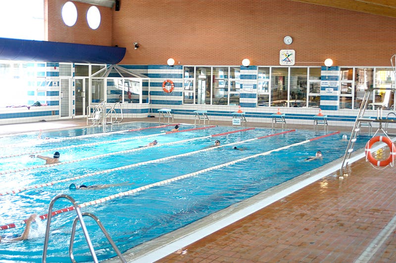 Torrejón de Ardoz reabre la piscina cubierta de la calle Londres 