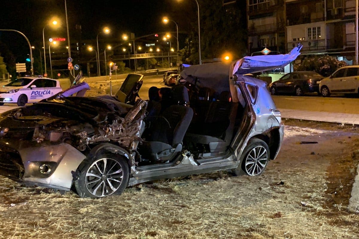 Herido grave un conductor tras perder el control de su coche en la A2