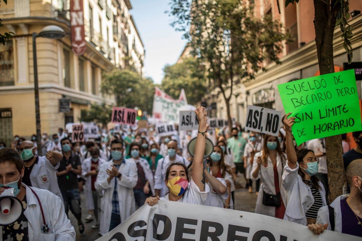 Los MIR de Madrid vuelven a protestar este lunes por un convenio digno