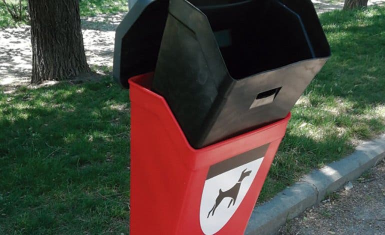 Rivas estrena nuevas papeleras caninas en 60 puntos de la ciudad