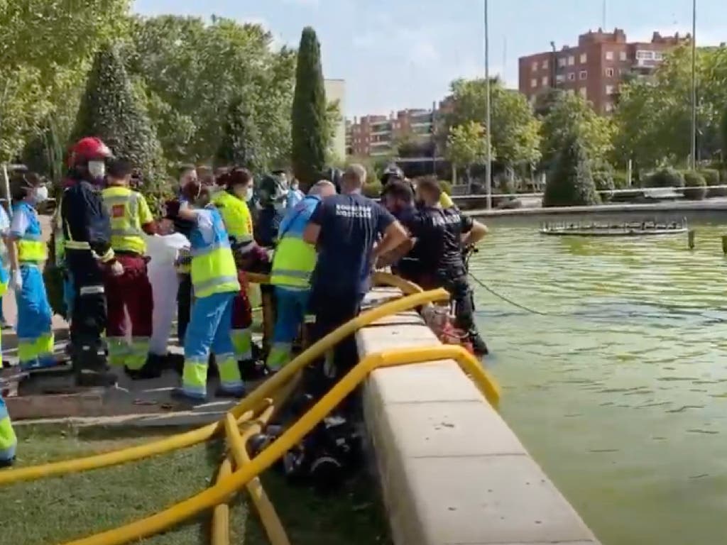 Móstoles revisará todas sus fuentes tras morir un joven en una de ellas