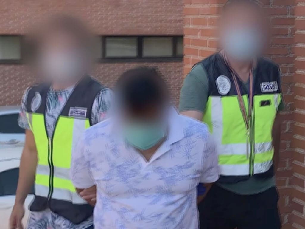 Detenidos dos peruanos que abusaron de una joven hace dos años en Madrid 