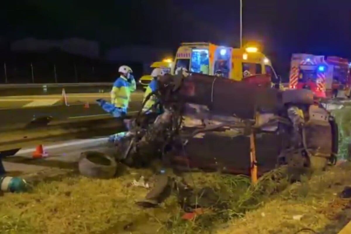 Cinco jóvenes heridos, tres de ellos graves, en un accidente en Fuenlabrada