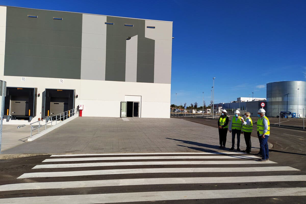 Carrefour creará más de 300 empleos en una nueva nave en Azuqueca de Henares