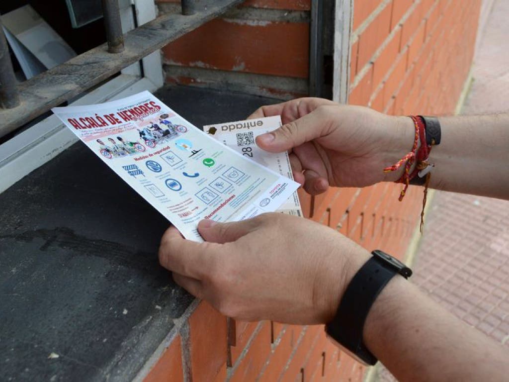 Conciertos sí, toros no: critican la «hipocresía» del alcalde de Alcalá de Henares