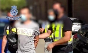 Detenido un negacionista del coronavirus por incitar al odio en redes sociales