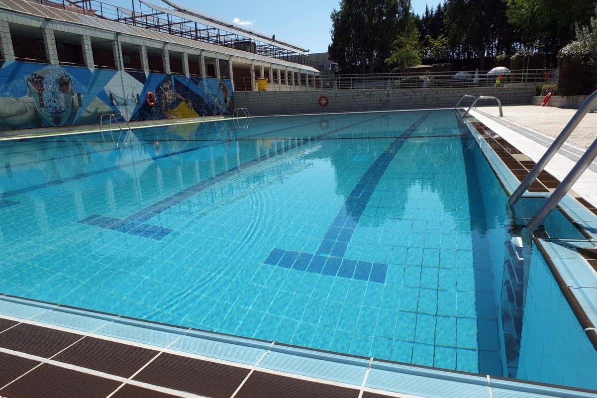 La piscina de Paracuellos modifica su horario de apertura desde hoy