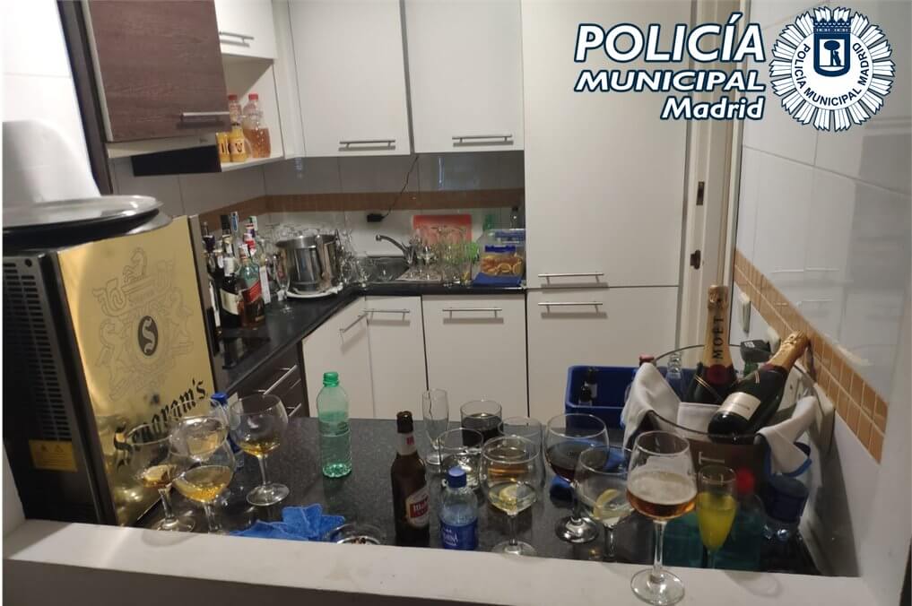 Desmantelan un burdel en Madrid con 75 personas sin mascarilla