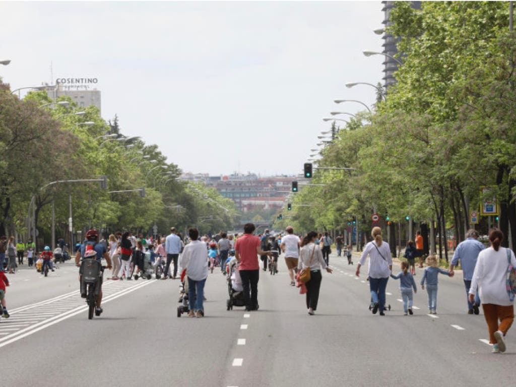 Madrid recupera la peatonalización provisional  en 12 calles desde este sábado