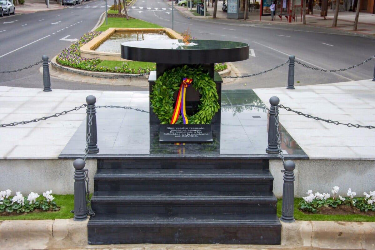 Torrejon de Ardoz instala un pebetero en homenaje a las víctimas del coronavirus