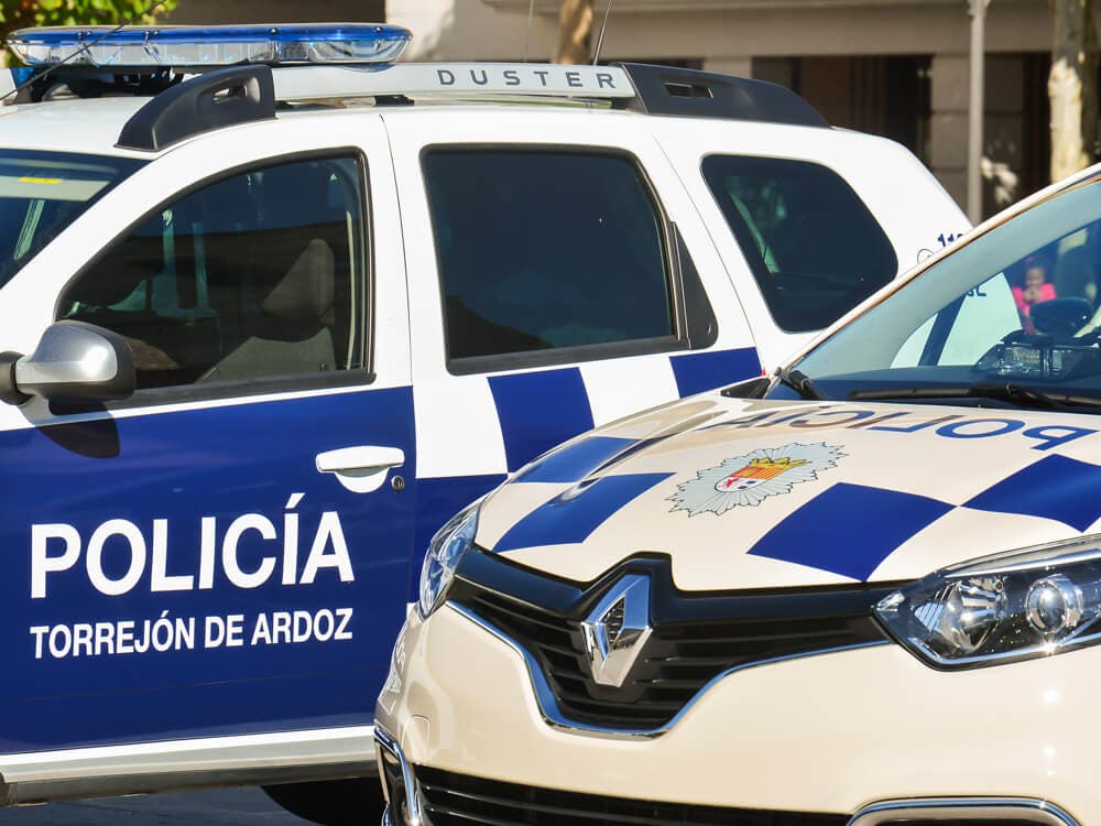 Pillados in fraganti robando ruedas de vehículos en garajes de Torrejón de Ardoz