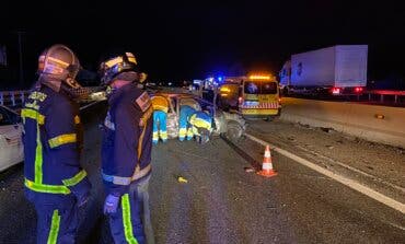 Un muerto y cinco heridos en un accidente múltiple en la A-5