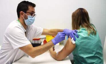 Más del 80% de la plantilla del Hospital de Torrejón de Ardoz se ha vacunado ya contra la gripe
