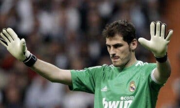 Casillas vuelve al Real Madrid después de cinco años; «Orgulloso de volver a casa»