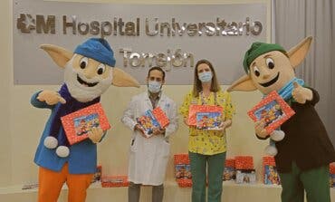 Los Guachis regalaron juguetes a los niños hospitalizados en Torrejón de Ardoz