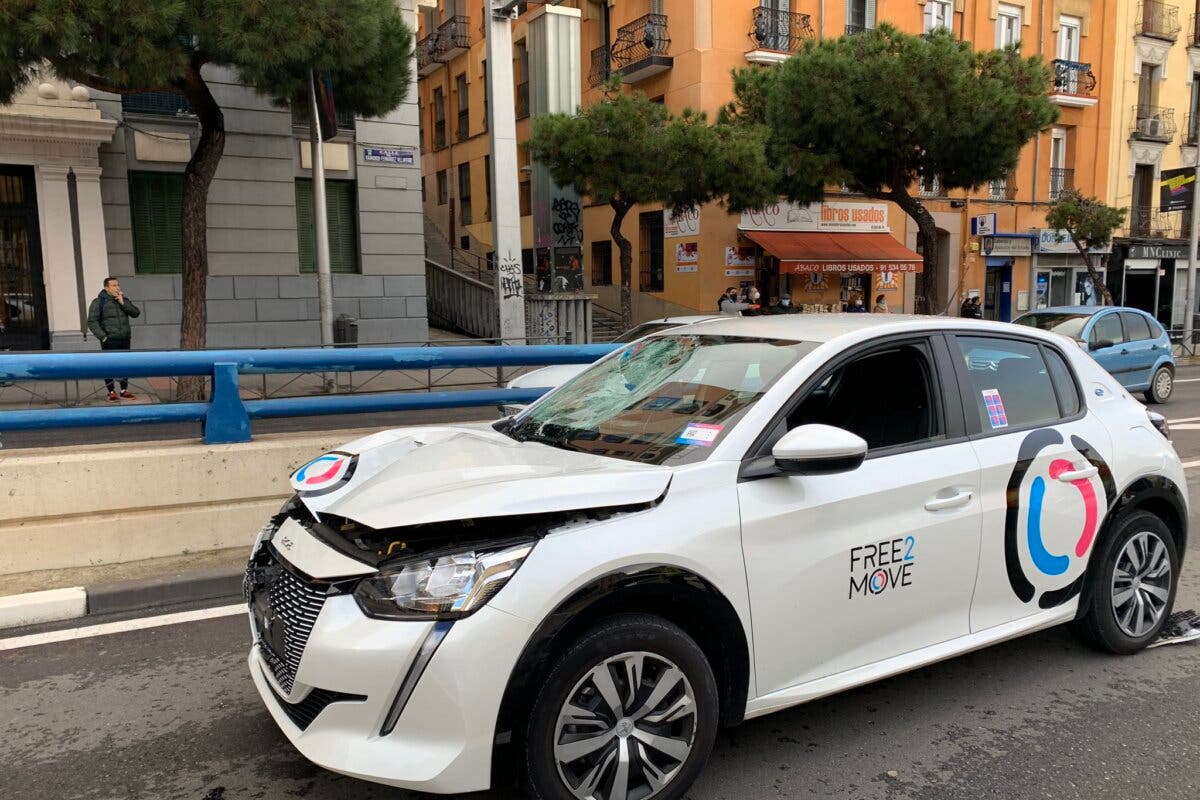 En estado crítico tras ser atropellado por un coche de alquiler en Madrid