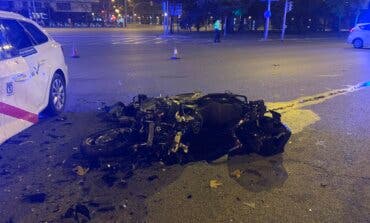 Herido grave un motorista tras colisionar contra un taxi en la Castellana