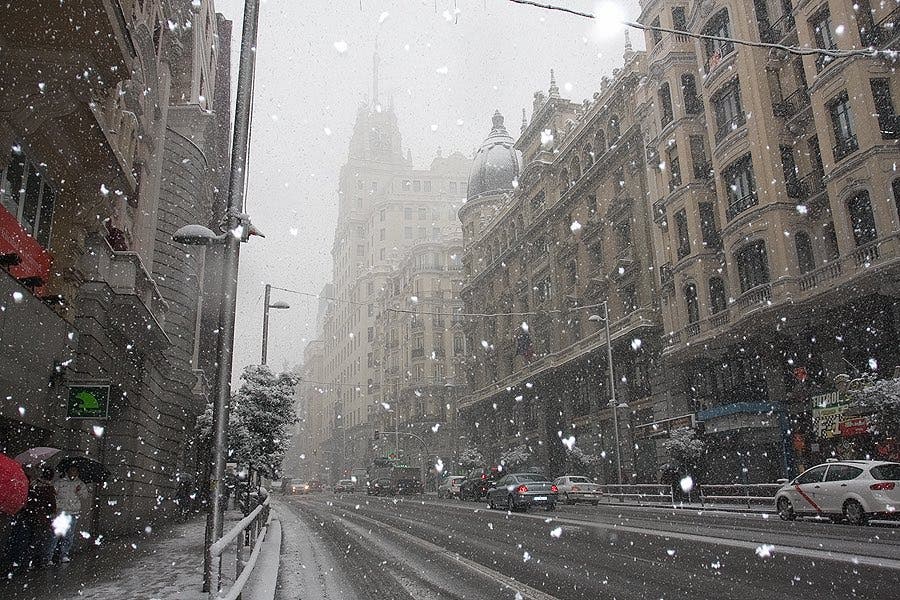 Madrid activa el Plan Nevada ante la bajada de temperaturas prevista por la AEMET