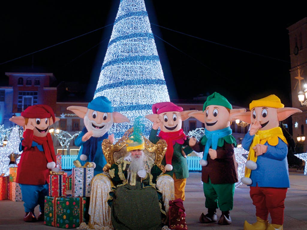 Los Guachis y Melchor tienen un mensaje para cada niño de Torrejón de Ardoz