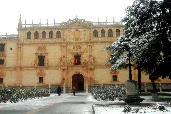 La Universidad de Alcalá de Henares se prepara para retomar las clases este lunes