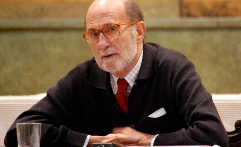 Luto oficial en Alcalá de Henares por la muerte del exalcalde Arsenio Lope Huerta