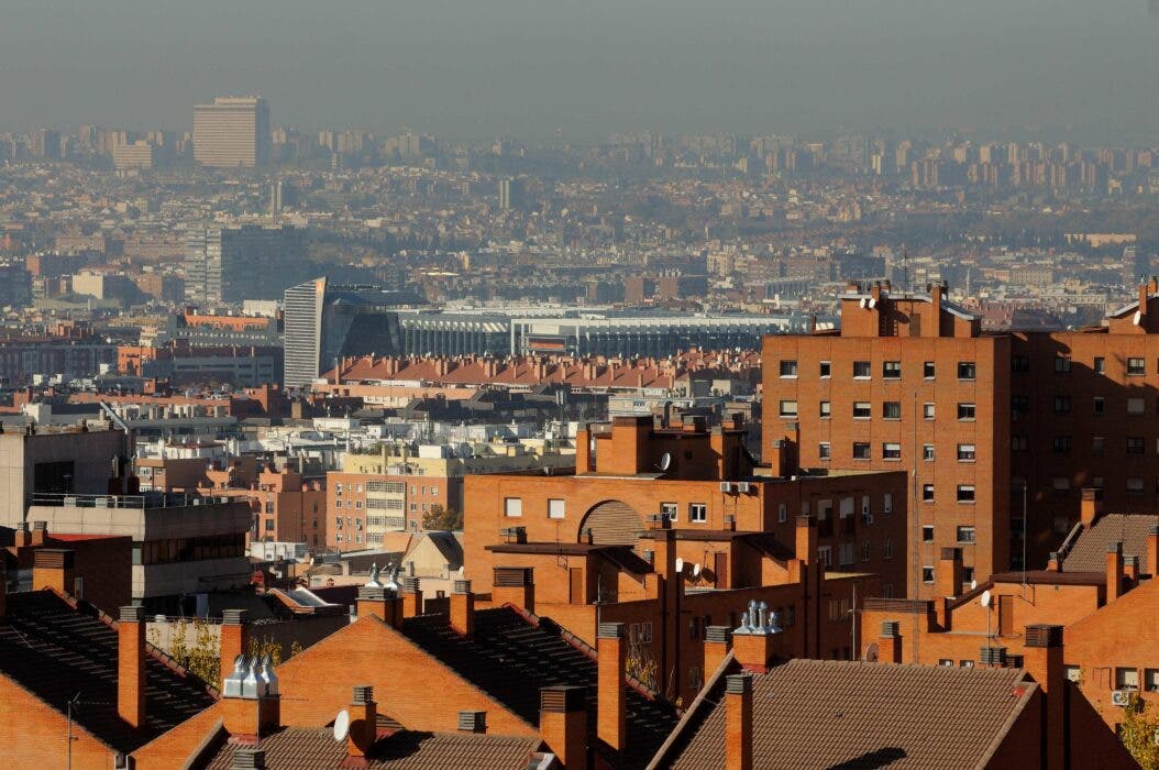 La Comunidad de Madrid activa un aviso por la llegada de una masa de aire africano que afectará a la calidad del aire