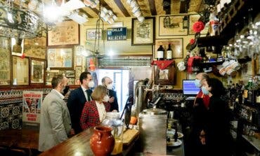 La Comunidad de Madrid recuerda que se puede pedir comida a domicilio hasta medianoche
