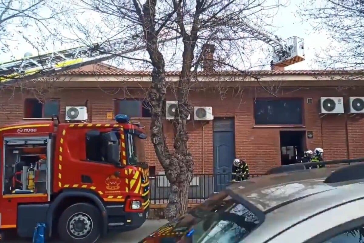 Sufre quemaduras en las manos tras un incendio en una churrería de Eurovillas