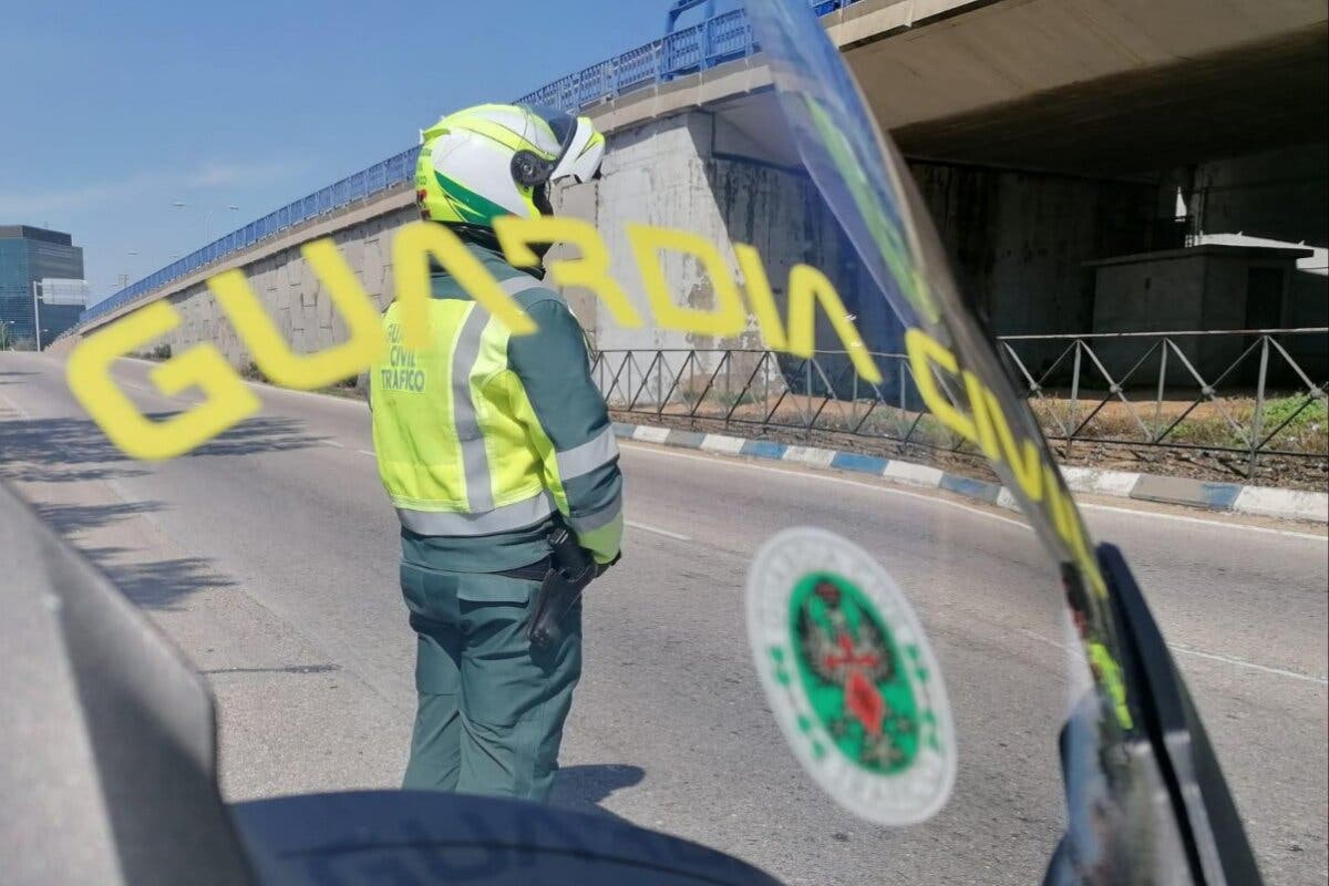 Detenido en la A-2 un camionero borracho que conducía haciendo eses por la autovía