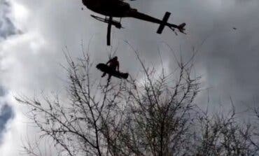 Rescatan en helicóptero a una joven ciclista herida en Alcalá de Henares