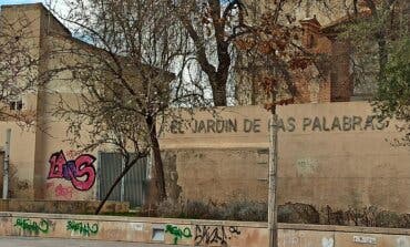 Critican la proliferación de pintadas en un espacio emblemático de Alcalá de Henares