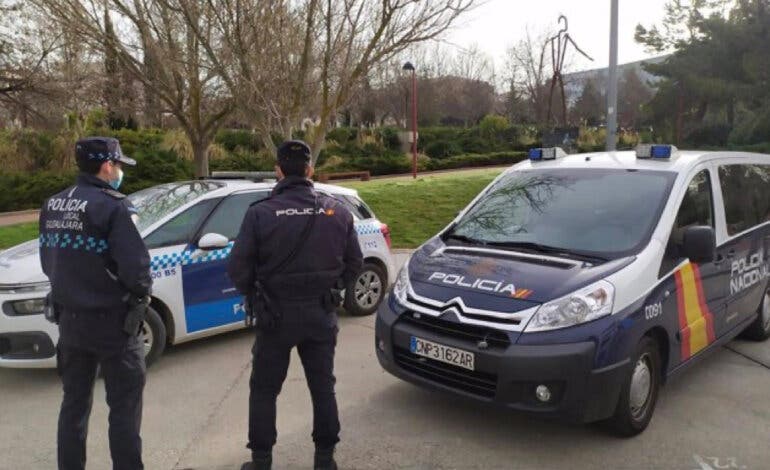 Apuñalado en el cuello un hombre en una reyerta en Guadalajara