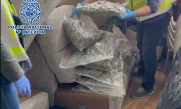 Ocho detenidos al ser sorprendidos en una nave de Coslada con 28 kilos de marihuana