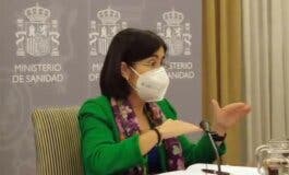 Sanidad confirma que se ampliará la vacunación con AstraZeneca hasta los 65 años