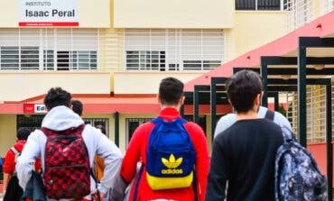 Torrejón envía certificados de empadronamiento a domicilio para facilitar los trámites de matriculación escolar