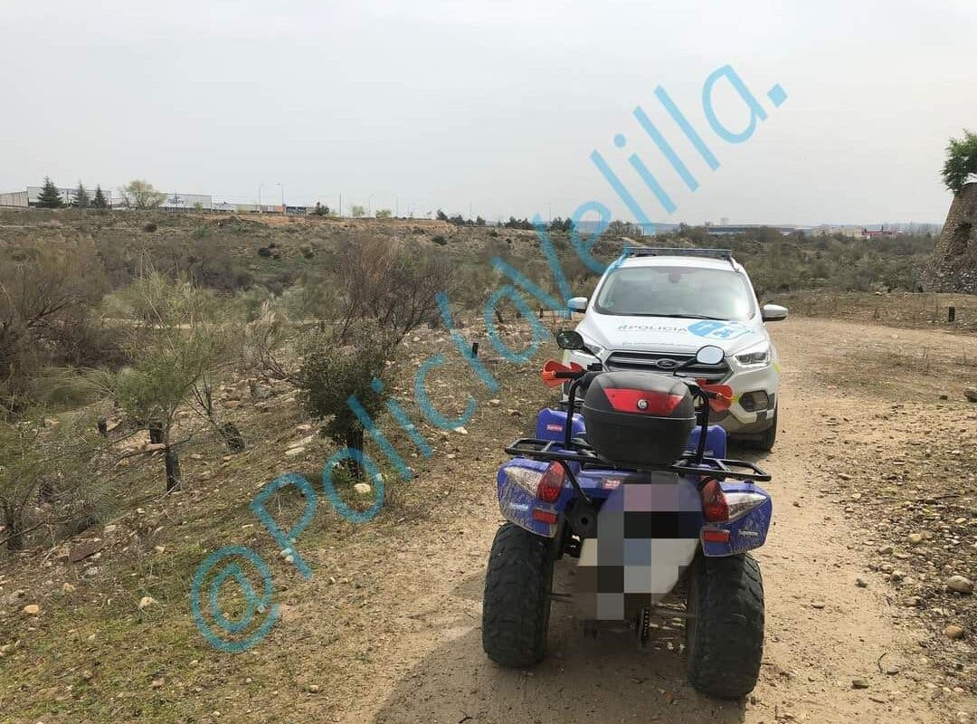 Denunciados en Velilla tres menores en un quad a gran velocidad y sin casco